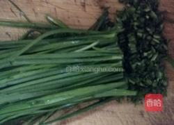 韭菜小茴香煎饼的做法图解2