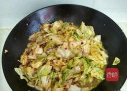爆炒圆白菜的做法图解4