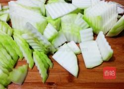 西葫芦炒虾干的做法图解2