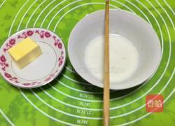 椰蓉炼奶小餐包的做法图解2