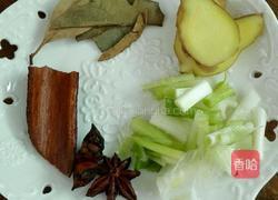 电饭锅卤猪手的做法图解1