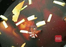 电饭锅卤猪手的做法图解4