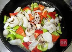 香辣墨鱼仔的做法图解4