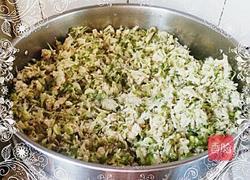 槐花麦饭的做法图解4