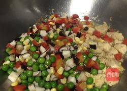 鸡丁什锦菠萝饭的做法图解9
