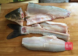 酸梅金汤鱼的做法图解4