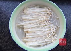 培根肉金针菇卷的做法图解1