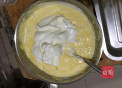 椰香蛋糕的做法图解3