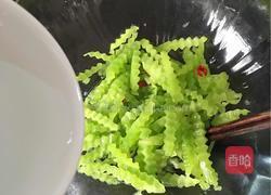 凉拌莴笋丝的做法图解3