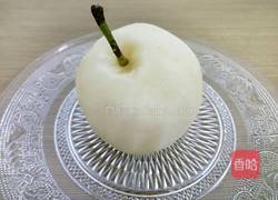 川贝冰糖炖雪梨的做法图解2