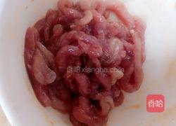 早餐尖椒肉丝卷饼的做法图解3