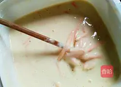 Illustration of how to make carrot egg pancake 3