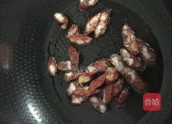 腊肠炒荷兰豆的做法图解5