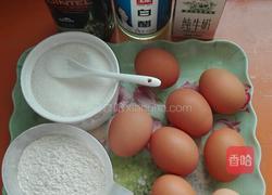 十寸戚风蛋糕的做法图解1