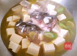 鱼头鱼骨豆腐汤的做法图解6