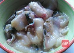 酸菜鱼的做法图解2