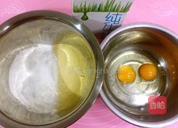牛奶鸡蛋玉米饼的做法图解1