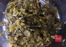 酸菜炒水竹笋的做法图解3