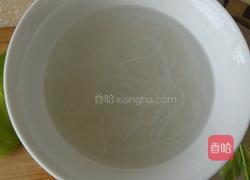 芹菜炒粉的做法图解5