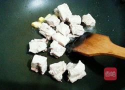 青菜萝卜排骨汤的做法图解3