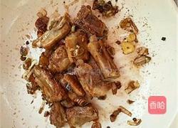 双椒炒排骨的做法图解7