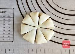 花朵豆沙面包的做法图解12