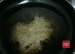 二色蛋炒小番茄的做法图解1