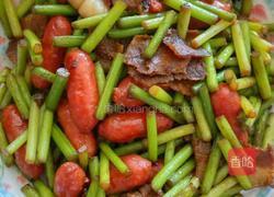蒜苔炒小香肠的做法图解7
