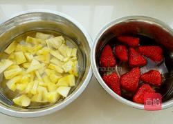 谷物酸奶水果杯的做法图解1
