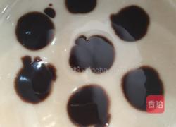 酸奶巧克力拉花的做法图解3