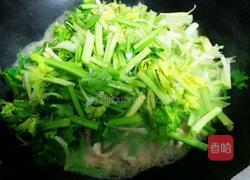 芹菜炒乌贼的做法图解5