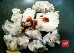 莲藕筒骨汤的做法图解4