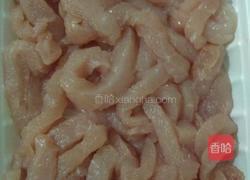 肉丝炒小角瓜的做法图解2