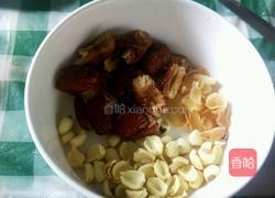 银耳甜汤的做法图解3