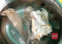 腊肉白菜炖的做法图解1