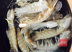 清蒸皮皮虾的做法图解1