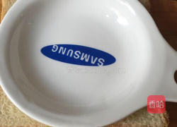 鸡蛋奶酪焗吐司的做法图解2