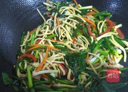 大蒜百叶炒肉丝的做法图解9