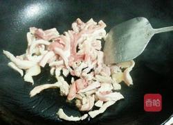 蛋花榨菜肉丝汤的做法图解3