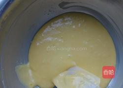 草莓酱蛋糕卷的做法图解4