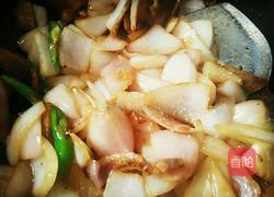 洋葱炒腊肉的做法图解8
