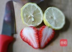 宝宝辅食之草莓?果酱的做法图解2