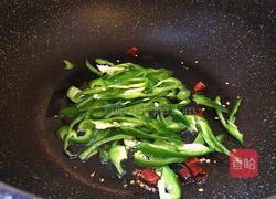 干煸苦瓜的做法图解3