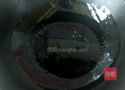 香椿芽炒鸡蛋的做法图解2