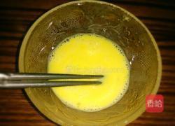 蜂蜜蛋奶小麻花的做法图解2