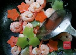 莴笋胡萝卜炒虾仁的做法图解5