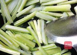 西芹彩椒炒豆腐干的做法图解4