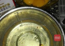 新式海绵蛋糕的做法图解2