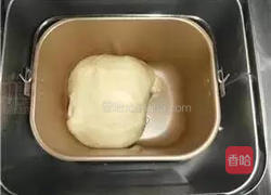 红豆沙吐司的做法图解2