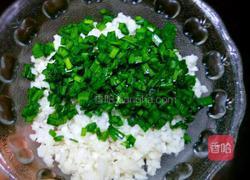 荸荠五花肉小馅饼的做法图解3